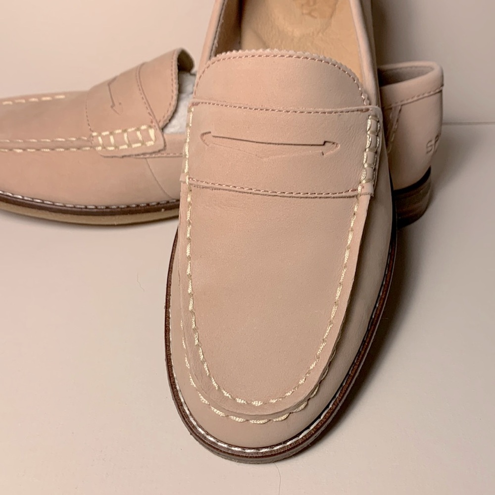 NWOT All Leather Sperry Loafers in BLUSH Soft Pink color